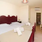 Stamoulis Villa *
