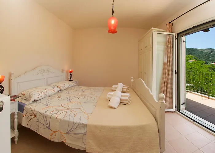 Stamoulis Vila Agia Efimia